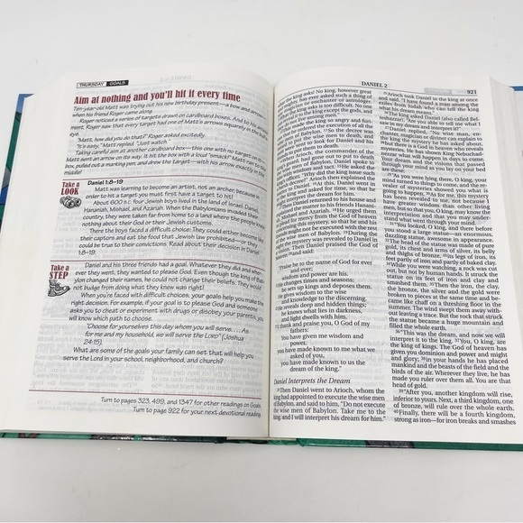 Family Walk Devotional Holy Bible NIV hardback New‎ International Version - Picture 6 of 8